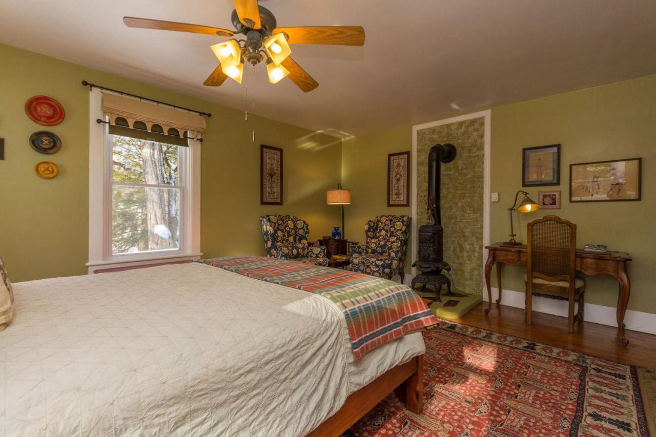 Saratoga Farmstead B&B Saratoga Springs Chambre photo